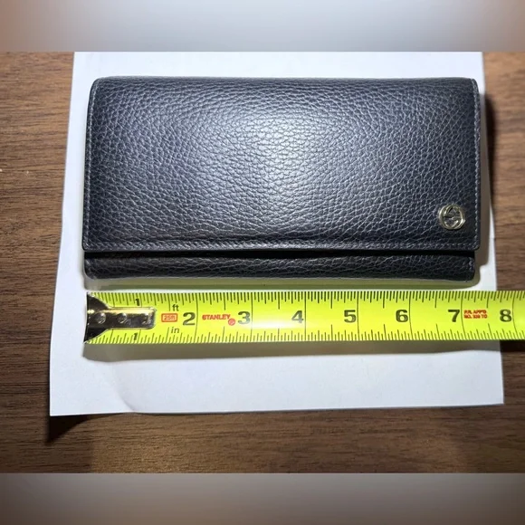 Gucci BlackPebbled Leather Wallet